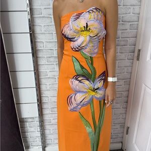 Elegant Strapless Orange Dress with Floral Design